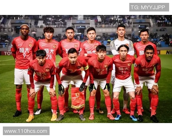 广州恒大迎战法国球队期待精彩对决展现足球魅力与团队精神